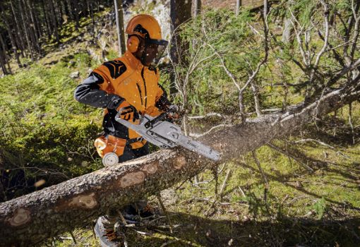 Kevyt moottorisaha: 24 tehokasta & kevyttä Stihl sahaa